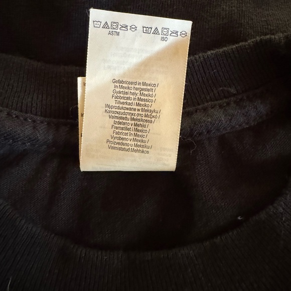 Philadelphia Eagles Black T-shirt - Home Dogs Gonna Eat Size M - Picture 7 of 7